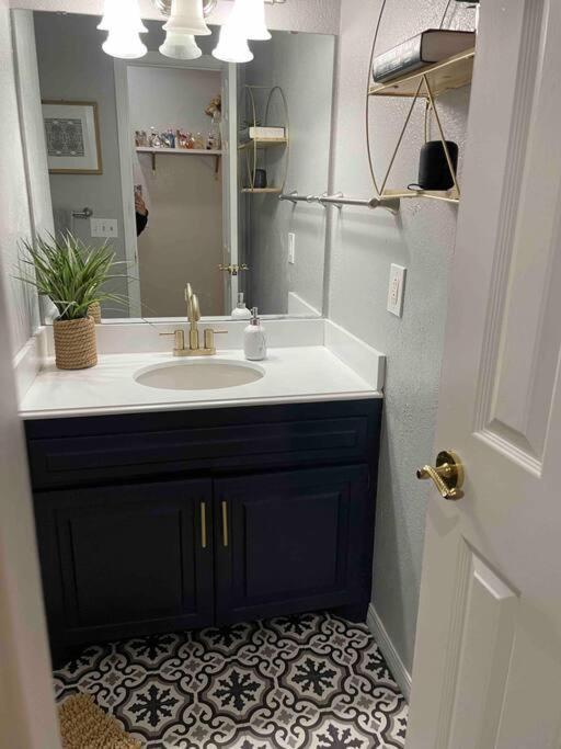 Large Open Space For Family Fun! Amarillo Extérieur photo